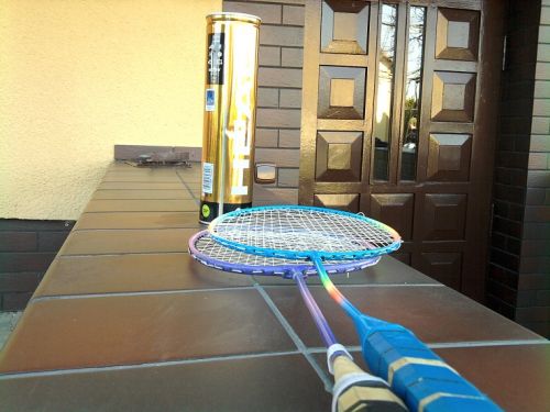 Playing badminton - sport for everyone - taplic.com