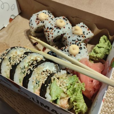 sushi ura maki vs futo maki