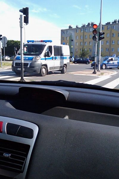 Police stops to control the driving lessons car. The instructor is drunk