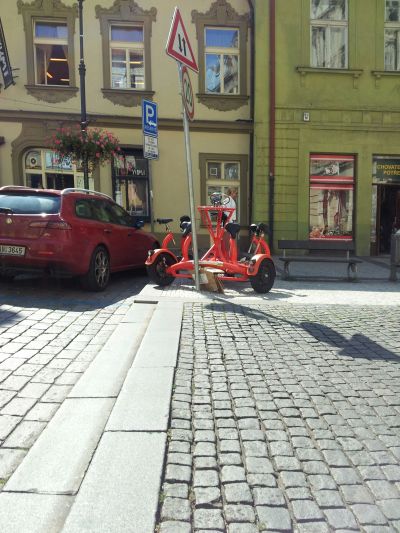 una bici per 7 persone